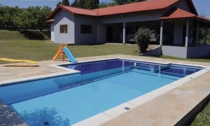 Chácara á venda no condomínio Recanto dos Bandeirantes em Porto Feliz-SP