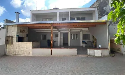 Sobrado com 03 casas à venda no Bairro Vila Nova Sorocaba, em Sorocaba/SP