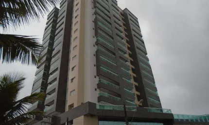 Apartamento à venda no Edifício Arezzo em, Mongaguá/SP