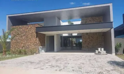 Magnifica Casa à venda no Condomínio Sunlake em, Votorantim/SP