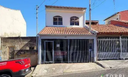 Sobrado à venda no Bairro Jardim Nogueira em, Sorocaba/SP