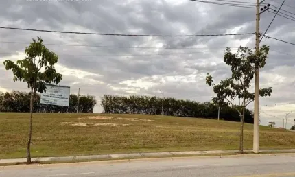 Terreno à venda no Condomínio Residencial Cyrela Esplanada, em Votorantim/SP