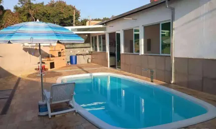 Casa à venda no Bairro Aparecidinha em, Sorocaba/SP