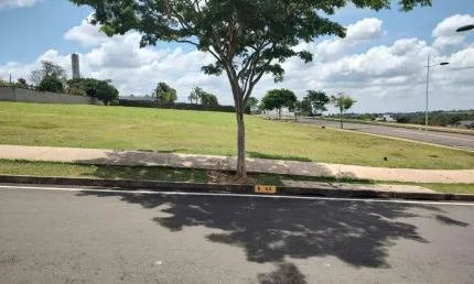 Terreno á venda no condomínio saint patrick sorocaba/sp