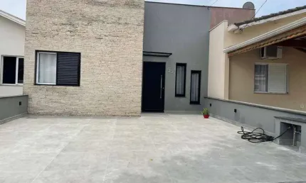 Casa à venda no Condomínio Horto Florestal I em, Sorocaba/SP