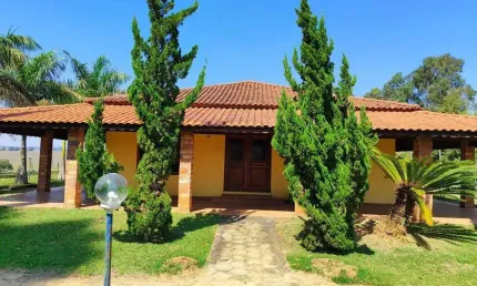 Chácara / sítio com 2 quartos à venda na Rua Coronel Joaquim Leonel, 32, Área Rural de Itapetininga, Itapetininga