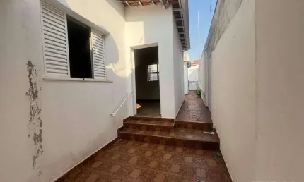 Casa com 3 quartos à venda na Avenida Doutor Afonso Vergueiro, 23, Centro, Sorocaba