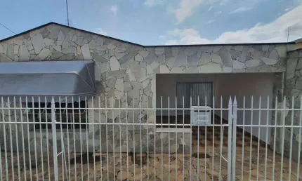 Casa com edícula a venda na Vila Augusta em Sorocaba/sp
