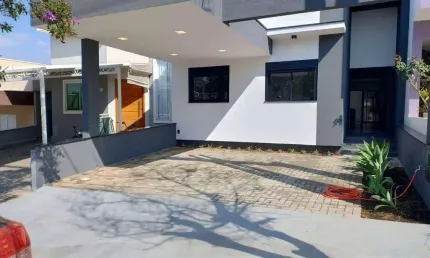 Casa á venda no Condomínio Residencial Horto Florestal II em Sorocaba/SP