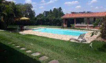 Chácara com 3 dormitórios à venda, 4545 m² por R$ 900.000,00 - Chácara dos Pinhais - Boituva/SP