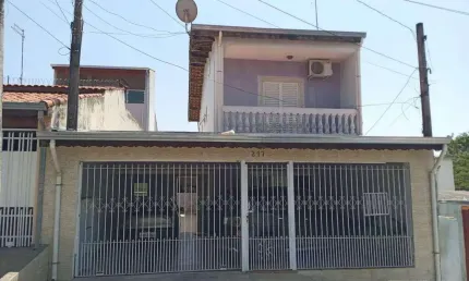 Sobrado à venda no Bairro Jardim São Guilherme, em Sorocaba/SP