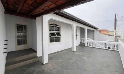 Casa á venda no Bairro Jardim Maria Eugênia em, Sorocaba/SP