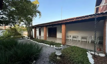 Casa à venda no Bairro Parque Balneário Oásis em, Peruíbe/SP