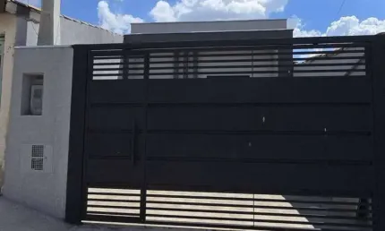 Casa á venda no Bairro Parque São Bento em, Sorocaba/SP