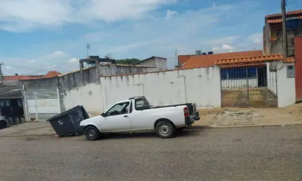 Casa à venda no Bairro Parque das Laranjeiras em, Sorocaba/SP