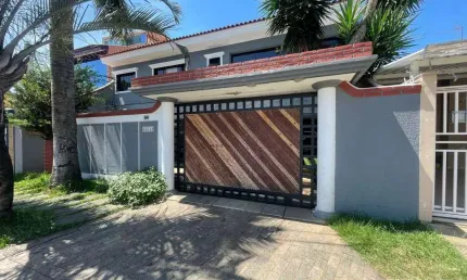 Casa com 3 quartos à venda na Rua Sergio Ferreira de Almeida, 100, Wanel Ville, Sorocaba