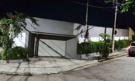 Casa com 3 Quartos à venda, no Bairro Villa Trujillo, em Sorocaba - SP