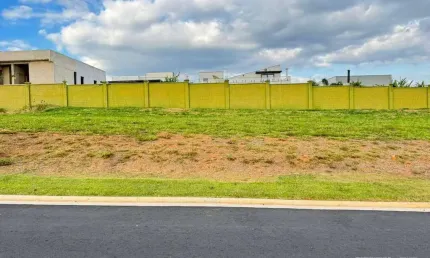 Terreno á venda no condomínio terras alpha em, votorantim/sp