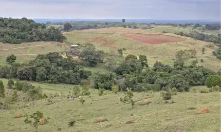 Fazenda à venda na Alameda Das Petúnias, 33, Parque dos Pinheiros, Botucatu