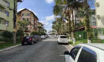 Apartamento com 3 dormitórios no residencial Espanha.
