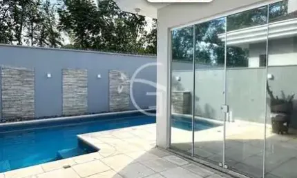 Casa em condomínio fechado com 3 quartos à venda no América, Joinville 