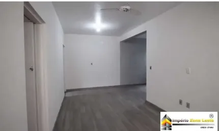 Casa com 3 quartos para alugar na Vila Carmosina, São Paulo 
