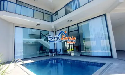 Casa à venda na Rua Suíça, 841, Atami, Pontal do Paraná
