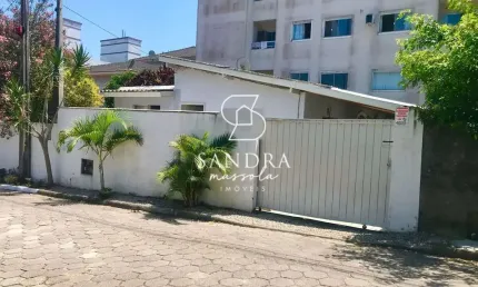 Casa à venda no bairro ingleses do rio vermelho - florianópolis/sc