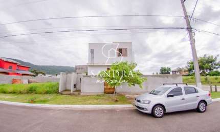Casa Sobreposta em São João do Rio Vermelho, Florianópolis/SC