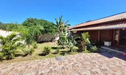 Casa à venda no bairro Ingleses do Rio Vermelho - Florianópolis/SC