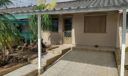 Excelente casa de 02 dormitórios em condomínio fechado no bairro igara - canoas