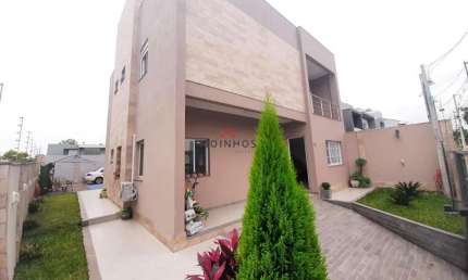 Aluga sobrado com 257m², 3 dormitórios, no bairro Igara em Canoas/Rs