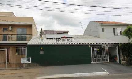 Aluga casa com 2 quartos e 2 vagas de garagem no bairro Centro em Canoas/Rs