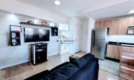 Apartamento 02 Dormitorios, Sacada e 01 Vaga de Garagem. Bairro Fátima, Canoas/RS