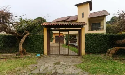 Casa para aluguel com 5 quartos, no bairro Harmonia em Canoas