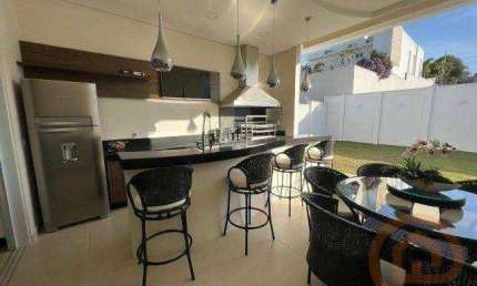 Casa com 3 dormitórios à venda, 260 m² por R$ 2.650.000,00 - Loteamento Reserva da Serra - Jundiaí/SP