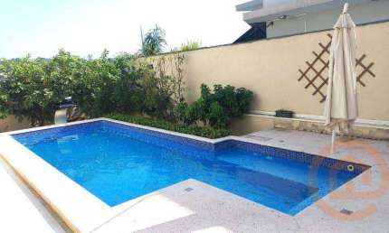 Casa com 3 dormitórios à venda, 300 m² por R$ 2.500.000,00 - Chácara Malota - Jundiaí/SP