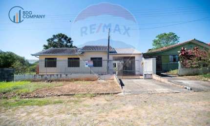 Casa com 3 dormitórios à venda, 95 m² por R$ 290.000,00 - Vila São João - Irati/PR