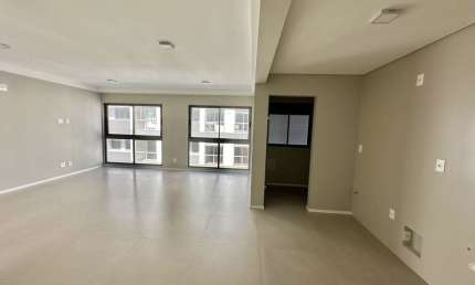 Apartamento com 2 quartos para alugar na Rua Orlando Odilio Koerich, 307, Jardim Atlântico, Florianópolis por R$ 4.200