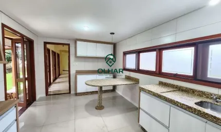 Casa em condomínio fechado com 4 quartos para alugar na Rodovia Admar Gonzaga, 647, Rio Tavares, Florianópolis por R$ 13.000