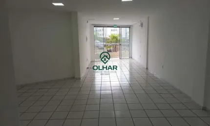 Sala comercial para alugar na rua higino luiz gonzaga, 2440, roçado, são josé por r$ 1.700