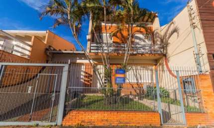 Casa com 3 quartos à venda na Rua Bento Gonçalves, 1578, Centro, São Leopoldo por R$ 680.000
