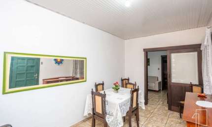 Casa com 3 quartos à venda na Barão do Rio Branco, 267, Scharlau, São Leopoldo por R$ 550.000