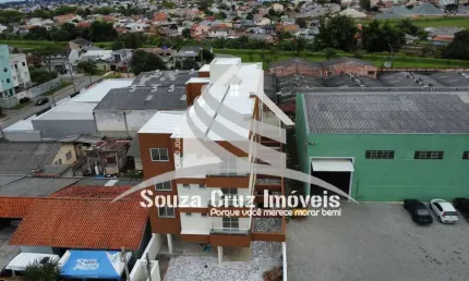 Excelente Localização em Pinhais - 03 Quartos ( 01 Suíte)