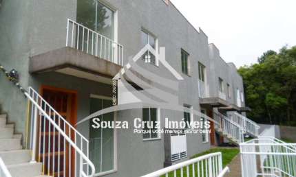 Apartamento Térreo com Amplo Garden - 05 min. Centro de Colombo.