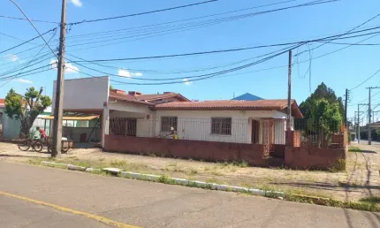 Terreno à venda na Avenida Primeiro de Março, 4736, Liberdade, Novo Hamburgo por R$ 450.000