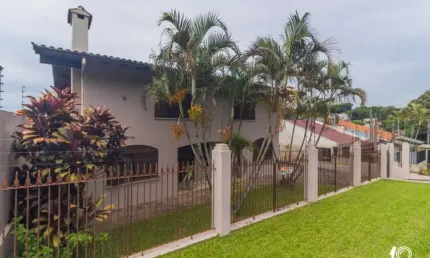Casa com 5 quartos à venda na Rua Doutor Karl Wilhelm Schinke, 1380, Rondônia, Novo Hamburgo por R$ 1.300.000