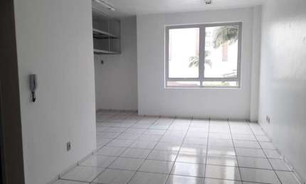 Sala comercial à venda na Avenida Nações Unidas, 2456, Centro, Novo Hamburgo por R$ 105.000