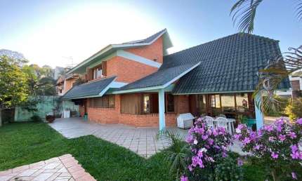 Casa com 3 quartos à venda na Rua Henrique Dias, 444, Vila Nova, Novo Hamburgo por R$ 1.300.000