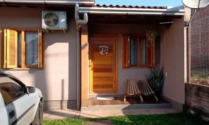 Casa com 2 quartos à venda na Rua Doutor Carlos Meine, 339, Boa Saúde, Novo Hamburgo por R$ 210.000
